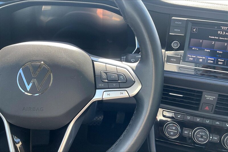 2024 Volkswagen Jetta SE - Photo 19 - Ponce, AL 00717