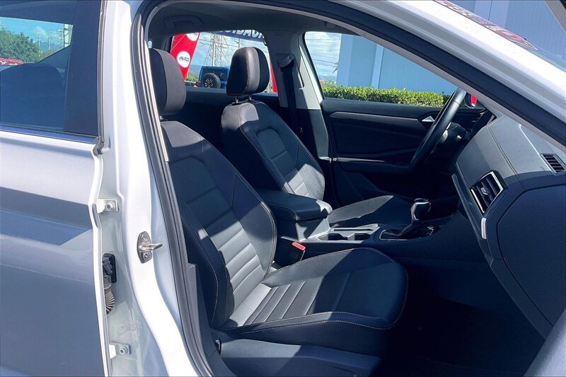 2024 Volkswagen Jetta SE - Photo 7 - Ponce, AL 00717