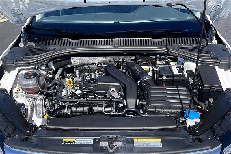 2024 Volkswagen Jetta SE - Photo 10 - Ponce, AL 00717