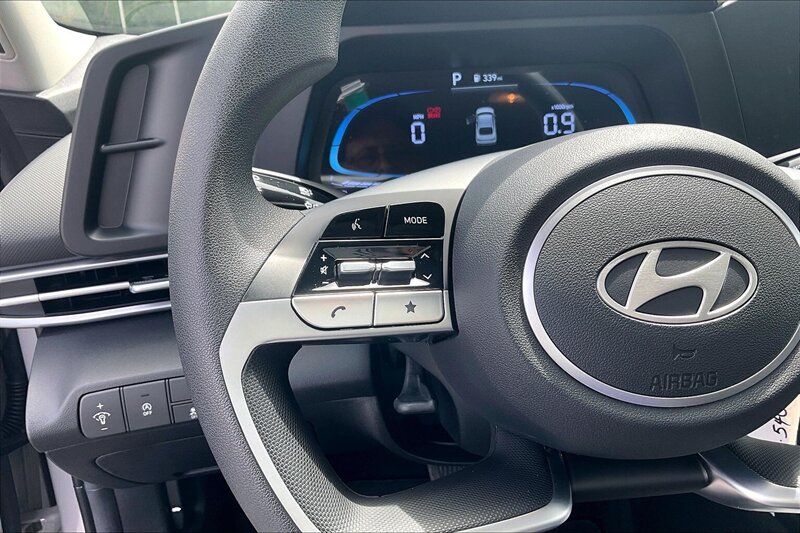 2026 Hyundai ELANTRA SE - Photo 17 - Ponce, AL 00717