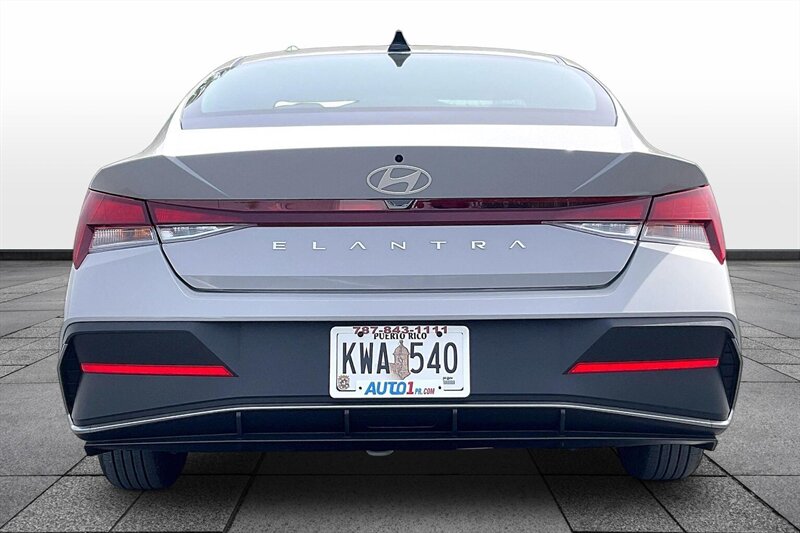 2026 Hyundai ELANTRA SE - Photo 4 - Ponce, AL 00717