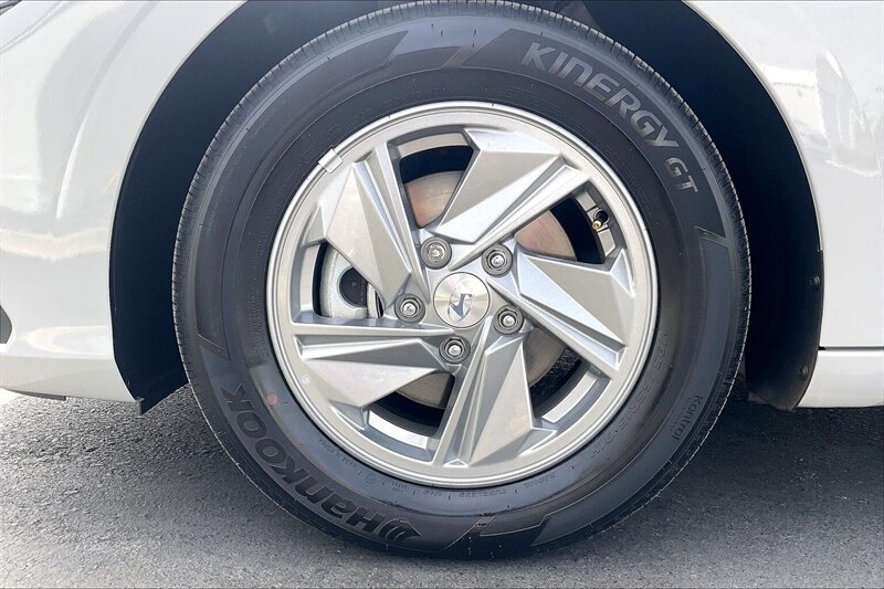 2026 Hyundai ELANTRA SE - Photo 8 - Ponce, AL 00717