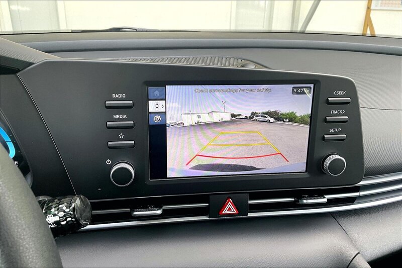 2026 Hyundai ELANTRA SE - Photo 20 - Ponce, AL 00717