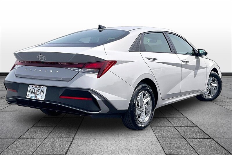 2026 Hyundai ELANTRA SE - Photo 12 - Ponce, AL 00717