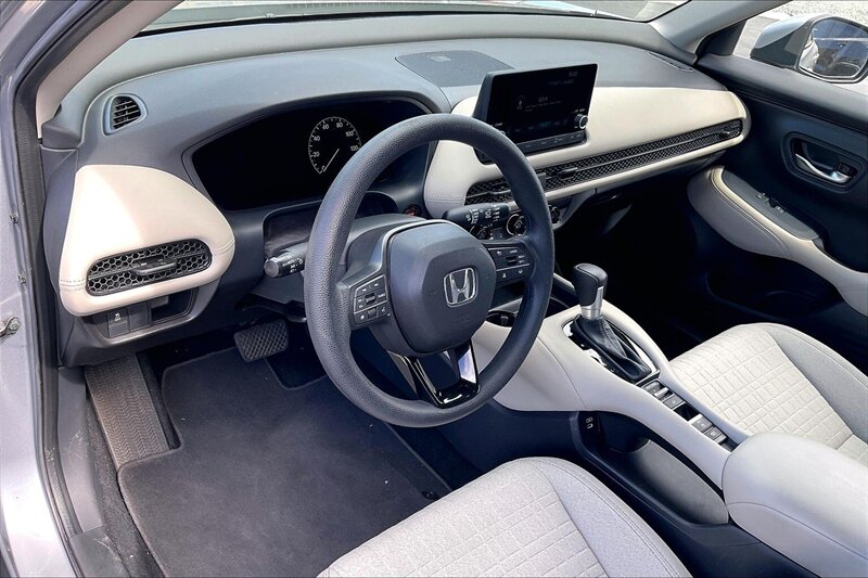 2025 Honda HR-V LX - Photo 14 - Ponce, AL 00717