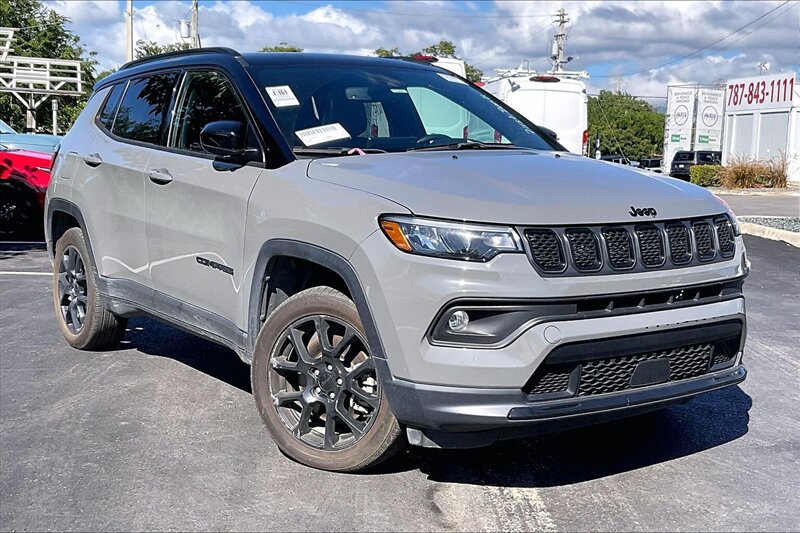 2024 Jeep Compass Latitude's photo