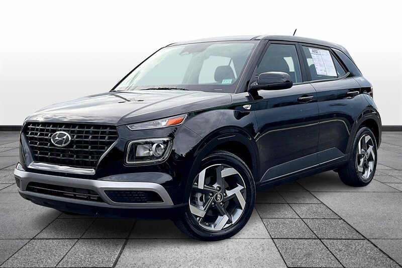 2025 Hyundai VENUE SE - Photo 2 - Ponce, AL 00717