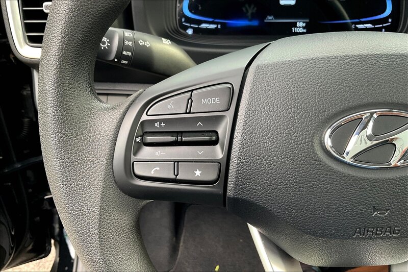 2025 Hyundai VENUE SE - Photo 17 - Ponce, AL 00717