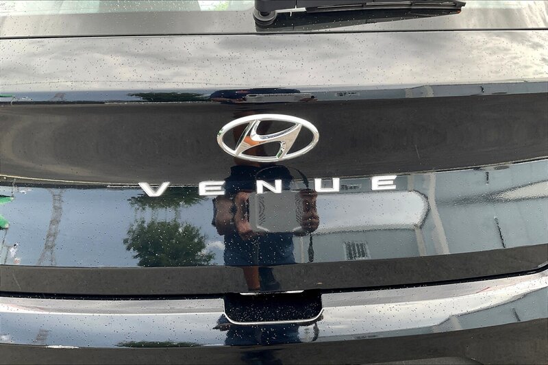 2025 Hyundai VENUE SE - Photo 8 - Ponce, AL 00717