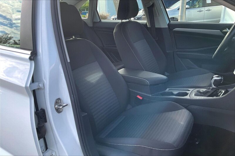 2025 Volkswagen Jetta S - Photo 7 - Ponce, AL 00717