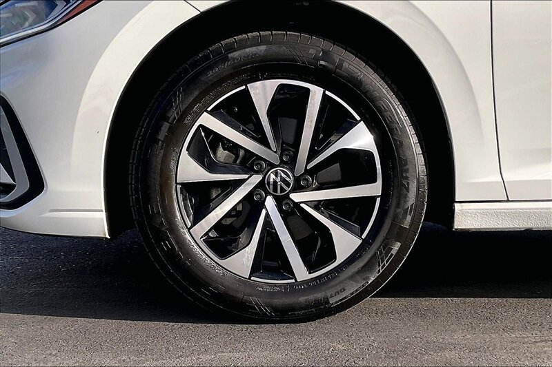 2025 Volkswagen Jetta S - Photo 8 - Ponce, AL 00717