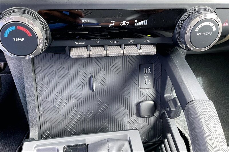 2024 Toyota Tacoma SR - Photo 29 - Ponce, AL 00717