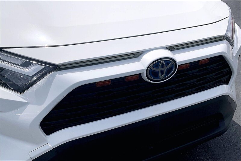 2024 Toyota RAV4 Hybrid LE - Photo 30 - Ponce, AL 00717