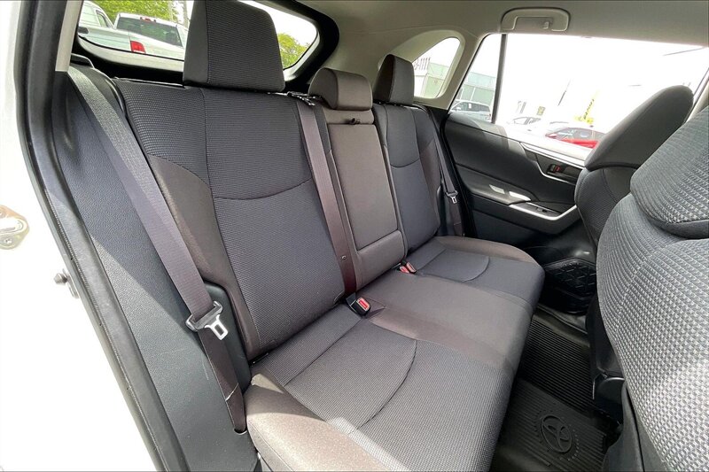 2024 Toyota RAV4 Hybrid LE - Photo 27 - Ponce, AL 00717