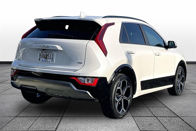 2025 Kia Niro EX Touring - Photo 13 - Ponce, AL 00717