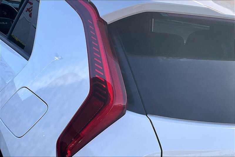 2025 Kia Niro EX Touring - Photo 29 - Ponce, AL 00717