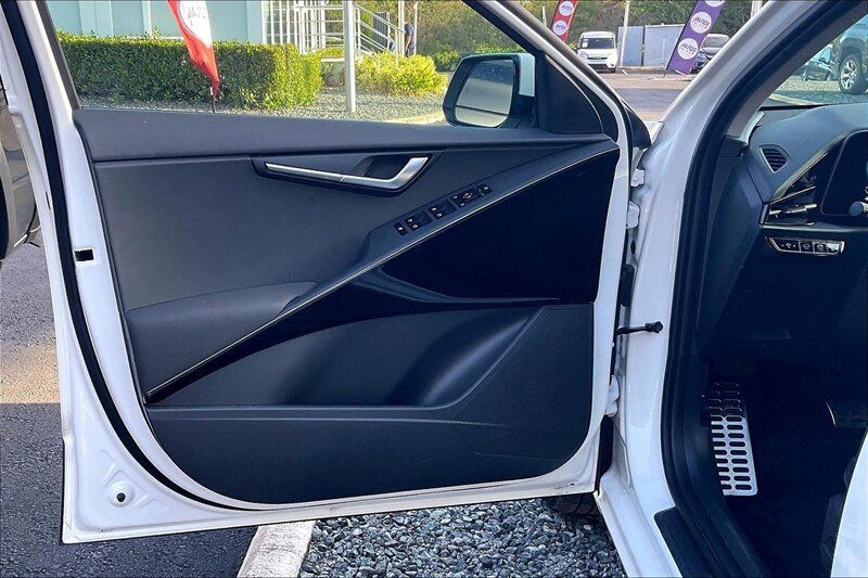 2025 Kia Niro EX Touring - Photo 23 - Ponce, AL 00717