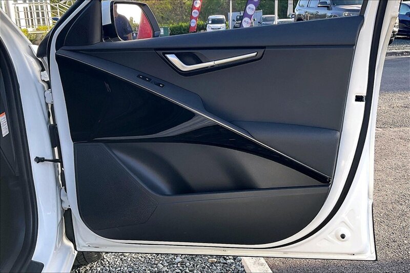 2025 Kia Niro EX Touring - Photo 24 - Ponce, AL 00717