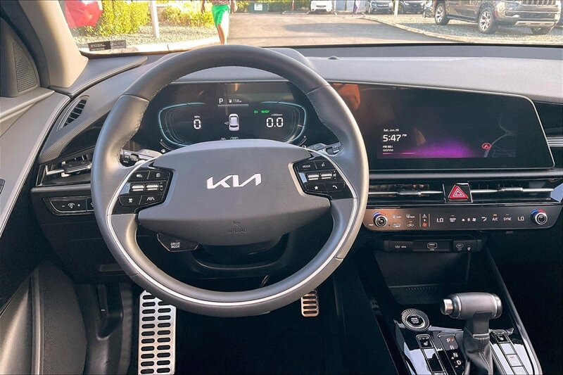2025 Kia Niro EX Touring - Photo 5 - Ponce, AL 00717