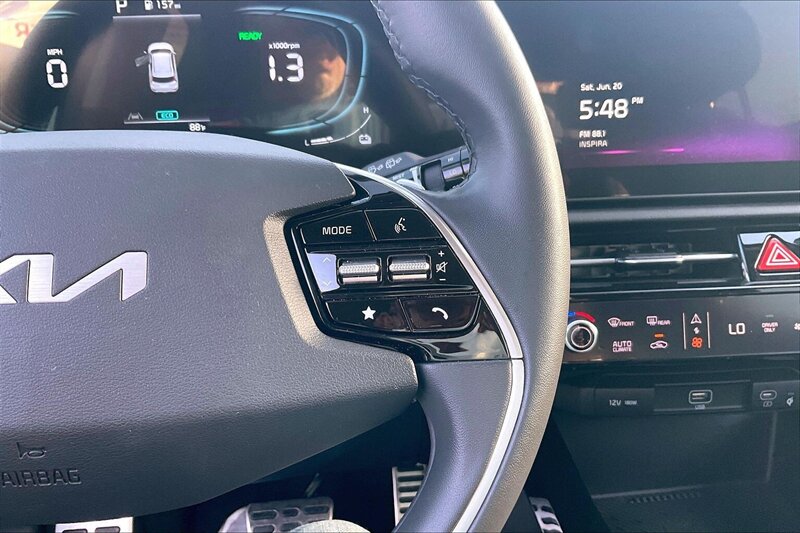 2025 Kia Niro EX Touring - Photo 19 - Ponce, AL 00717