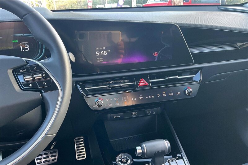 2025 Kia Niro EX Touring - Photo 6 - Ponce, AL 00717