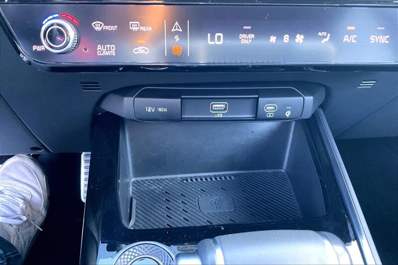 2025 Kia Niro EX Touring - Photo 32 - Ponce, AL 00717
