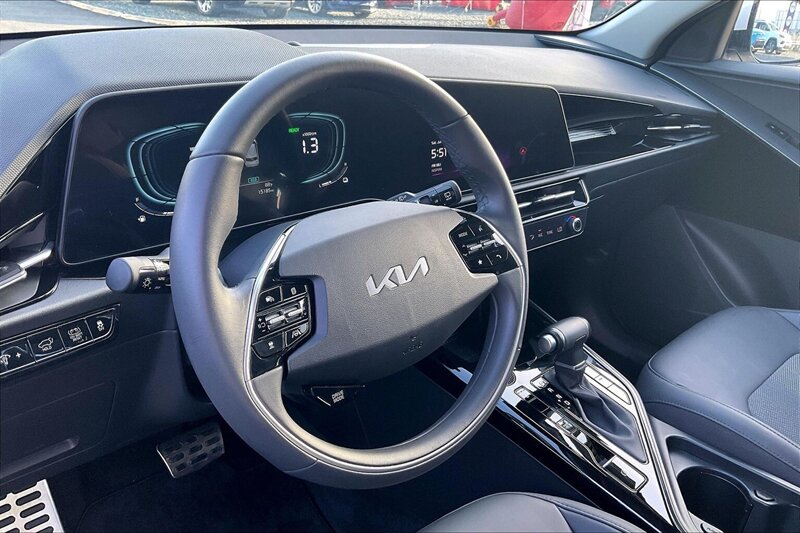 2025 Kia Niro EX Touring - Photo 14 - Ponce, AL 00717