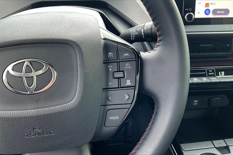 2025 Toyota Prius Plug-in Hybrid SE - Photo 18 - Ponce, AL 00717