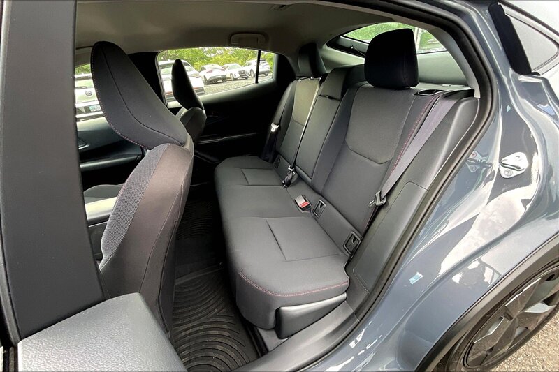 2025 Toyota Prius Plug-in Hybrid SE - Photo 25 - Ponce, AL 00717