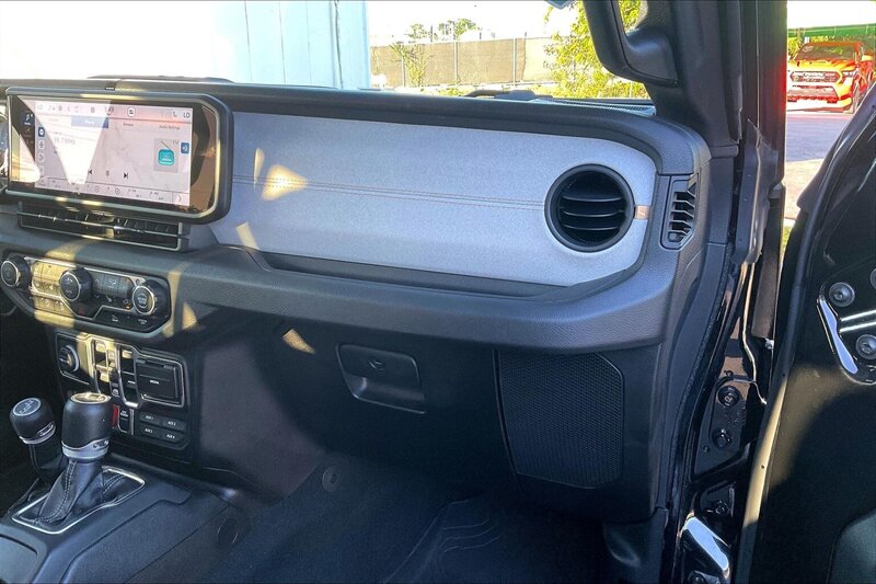 2024 Jeep Gladiator Sport - Photo 16 - Ponce, AL 00717