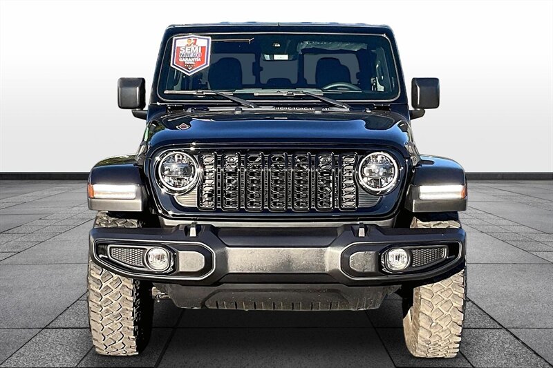 2024 Jeep Gladiator Sport - Photo 3 - Ponce, AL 00717