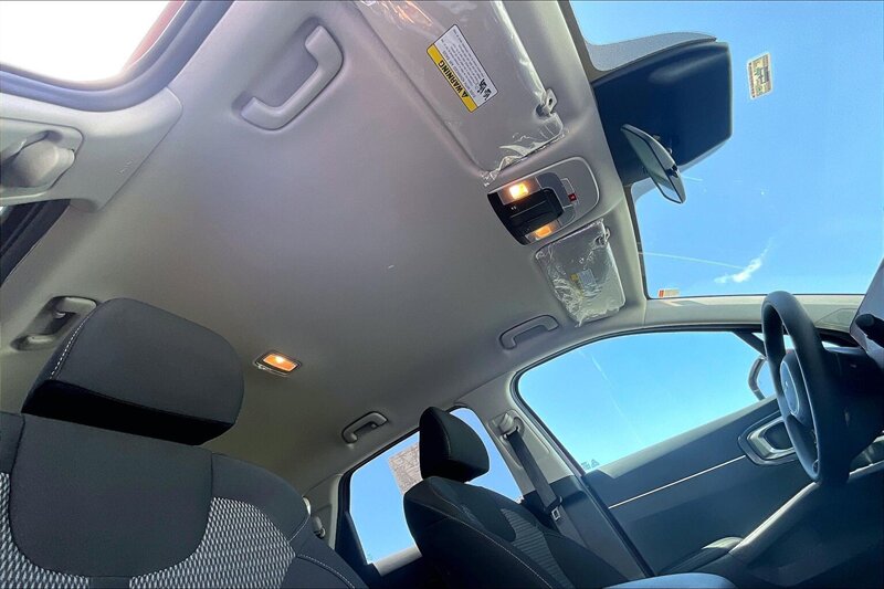 2025 Kia Sorento LX - Photo 22 - Ponce, AL 00717