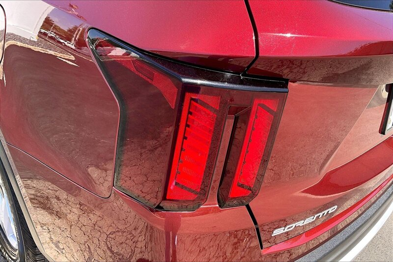 2025 Kia Sorento LX - Photo 30 - Ponce, AL 00717