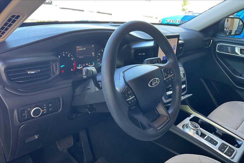 2024 Ford Explorer   - Photo 13 - Ponce, AL 00717