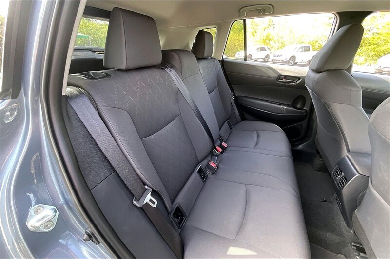 2024 Toyota Corolla Cross LE - Photo 27 - Ponce, AL 00717