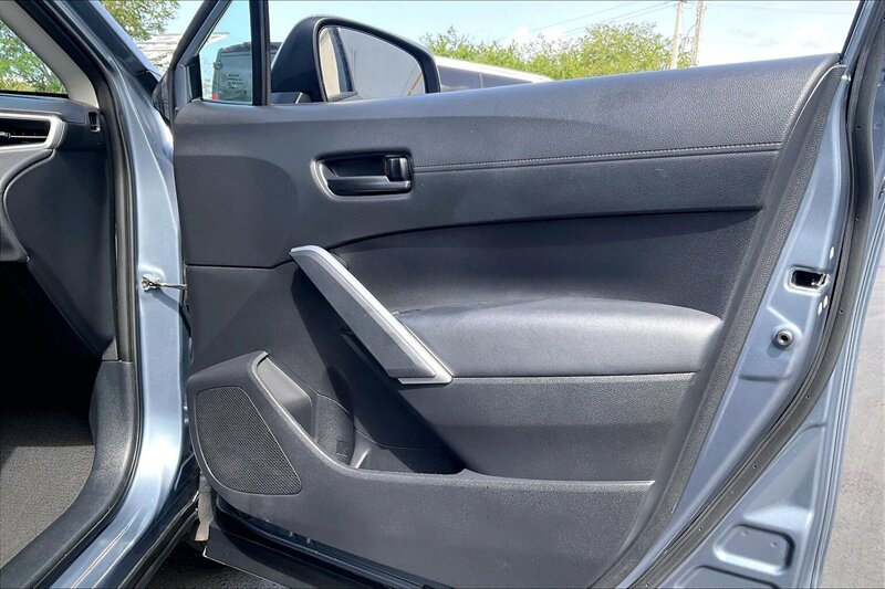 2024 Toyota Corolla Cross LE - Photo 24 - Ponce, AL 00717