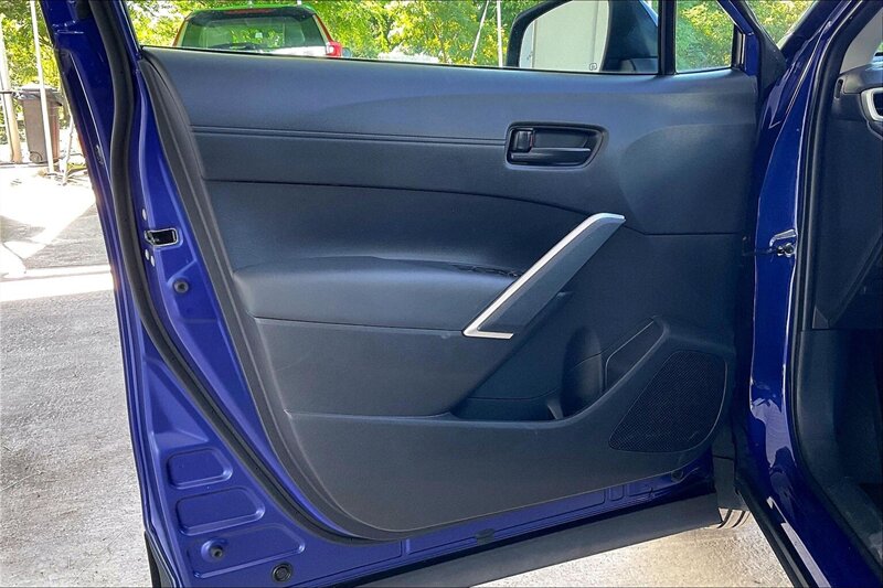 2024 Toyota Corolla Cross LE - Photo 22 - Ponce, AL 00717