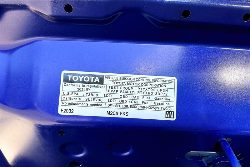 2024 Toyota Corolla Cross LE - Photo 30 - Ponce, AL 00717