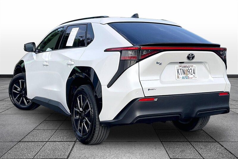 2026 Toyota bZ XLE - Photo 12 - Ponce, AL 00717