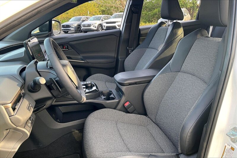 2026 Toyota bZ XLE - Photo 25 - Ponce, AL 00717