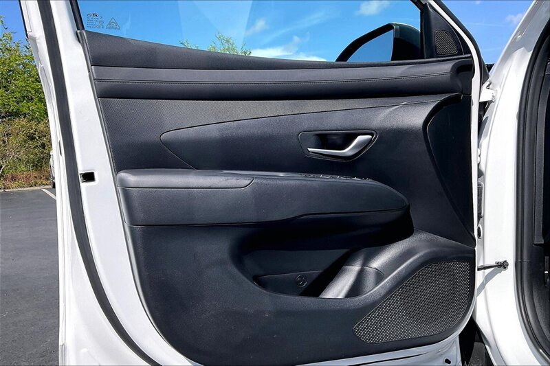 2026 Hyundai SANTA CRUZ SE - Photo 23 - Ponce, AL 00717