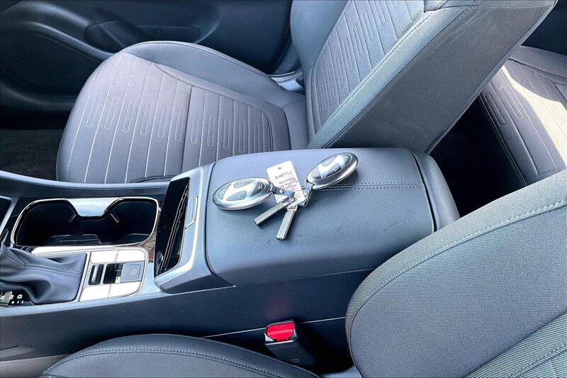 2026 Hyundai SANTA CRUZ SE - Photo 10 - Ponce, AL 00717