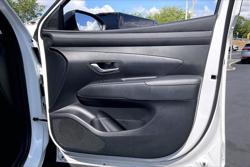 2026 Hyundai SANTA CRUZ SE - Photo 24 - Ponce, AL 00717