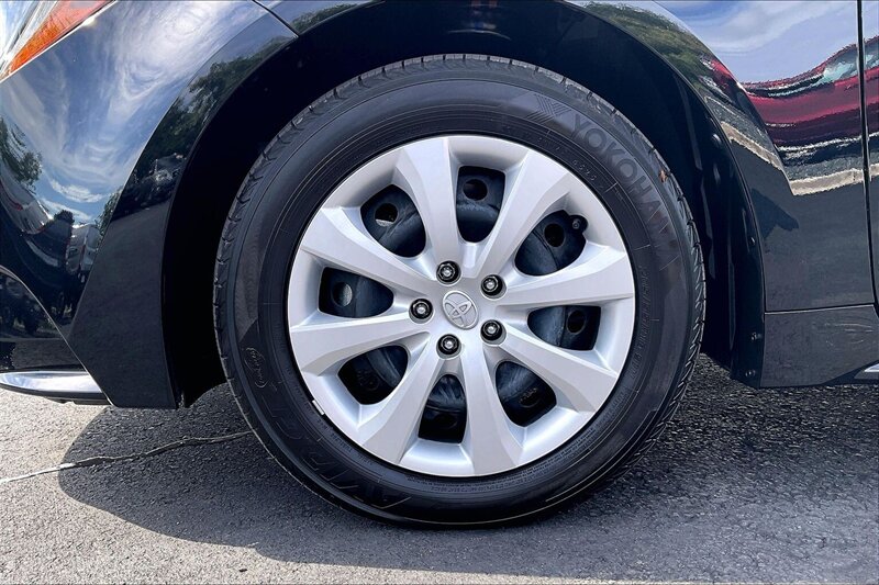 2026 Toyota Corolla LE - Photo 8 - Ponce, AL 00717
