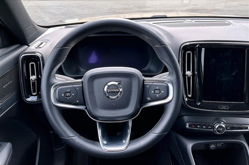 2025 Volvo EX40 Twin Ultra - Photo 5 - Ponce, AL 00717