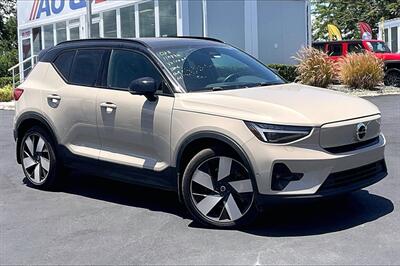 2025 Volvo EX40 Twin Ultra SUV