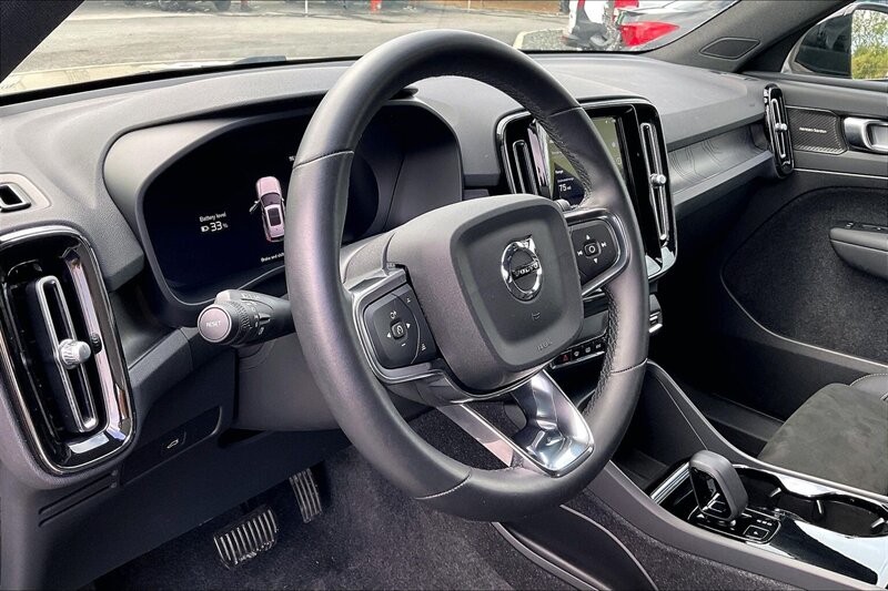 2025 Volvo EX40 Twin Ultra - Photo 14 - Ponce, AL 00717