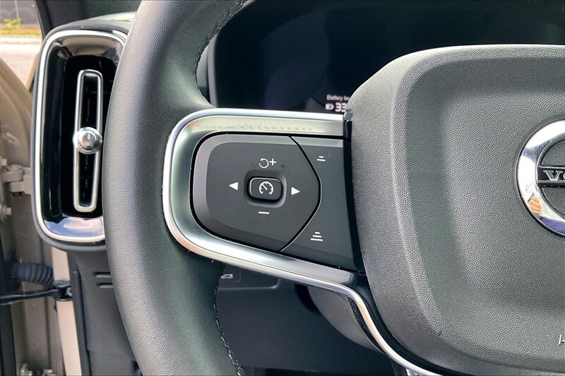 2025 Volvo EX40 Twin Ultra - Photo 18 - Ponce, AL 00717
