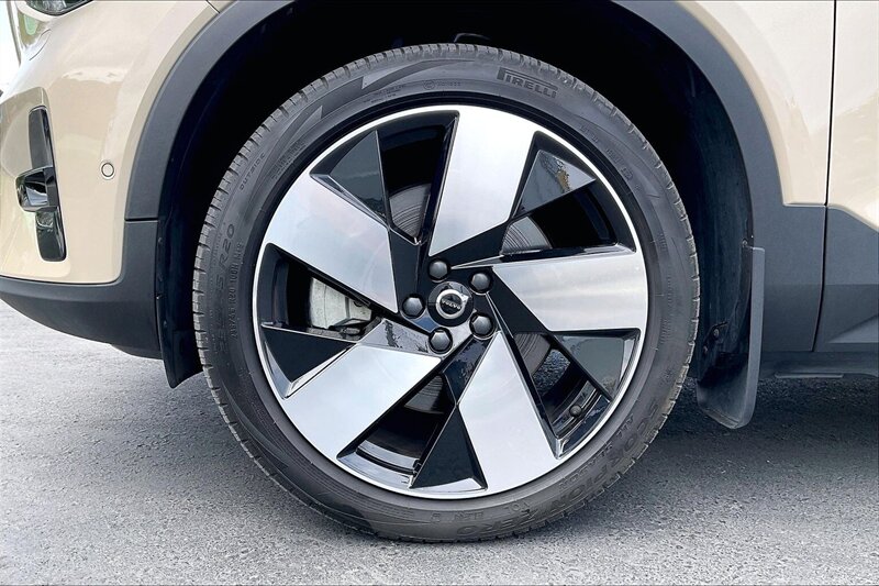 2025 Volvo EX40 Twin Ultra - Photo 9 - Ponce, AL 00717