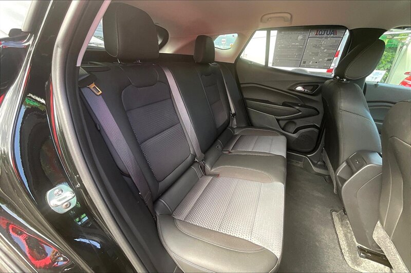 2024 Chevrolet Trax LT - Photo 27 - Ponce, AL 00717